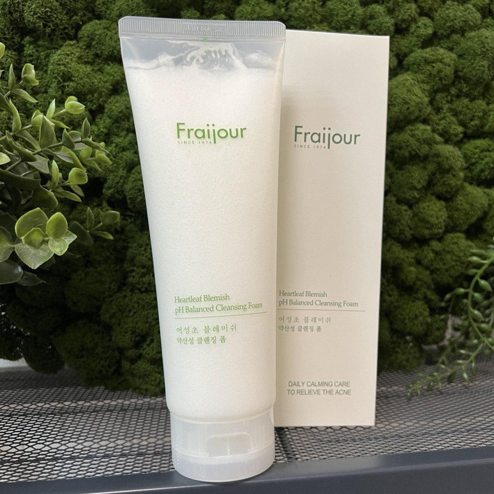 Fraijour Heartleaf Blemish PH Balanced Cleansing Foam 250ml