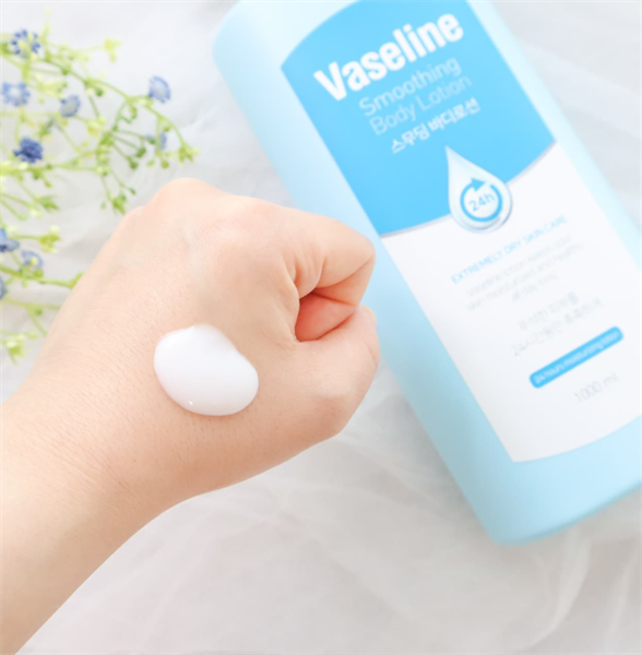 Vaseline 24Hour Smoothing Body Lotion 1000ml