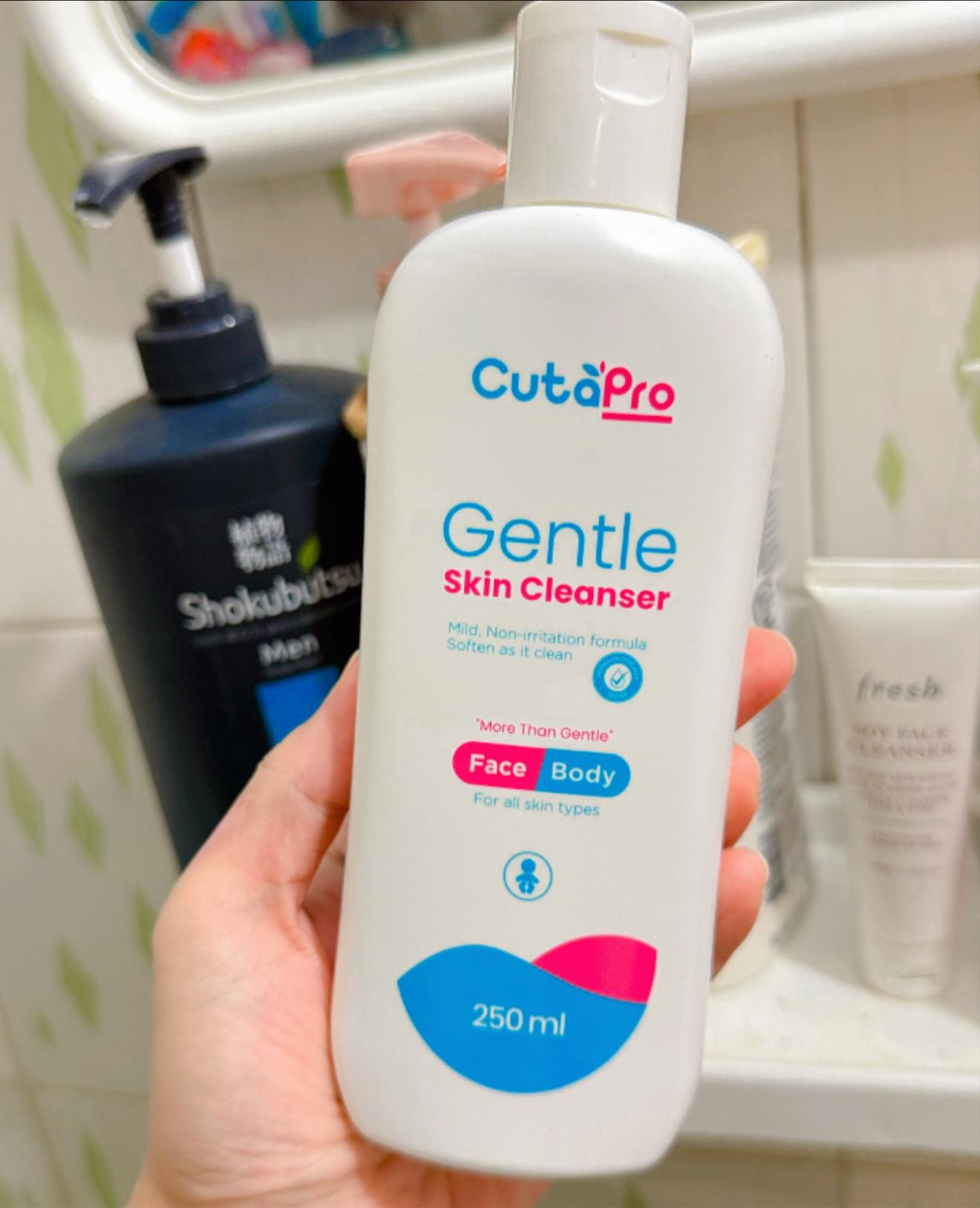 CutaPro Gentle Cleanser 250ml